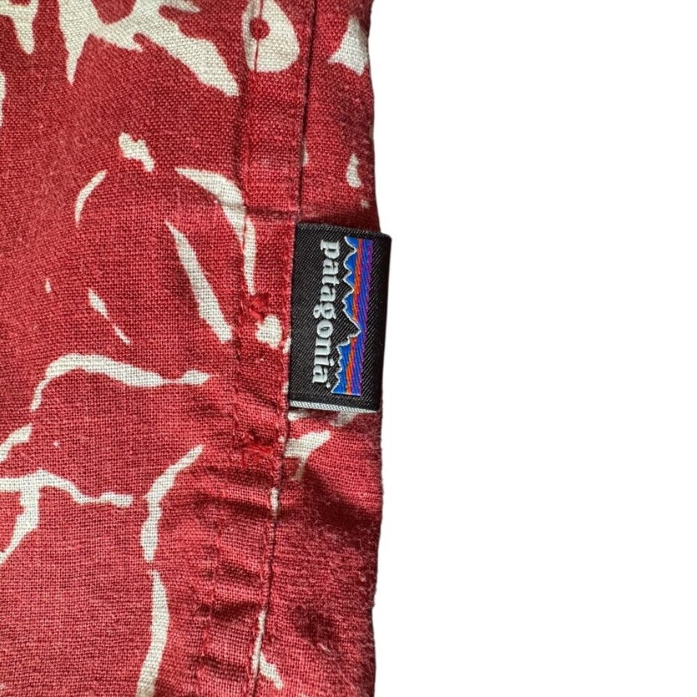 Patagonia Back Step Shirt Men’s Large Red Tropical Floral Hemp Cotton Resort EUC - Picture 5 of 6